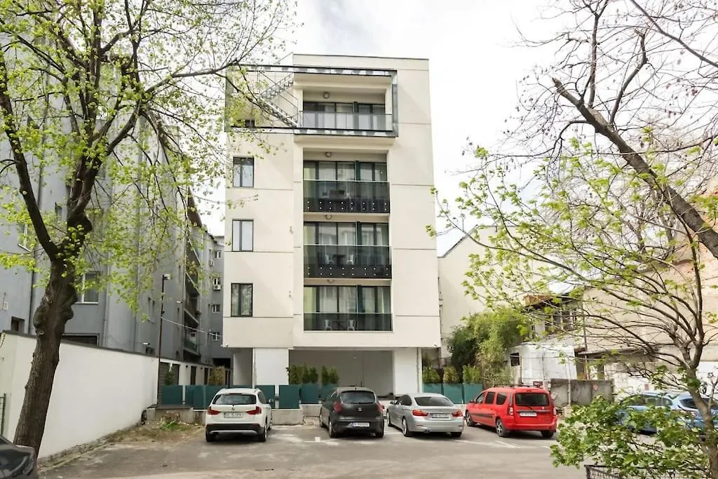 Central 11 Apartment - New Building & Parking Bükreş